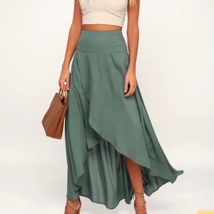 Lulu’s XS O’Neil Ambrosio Dark Sage Green skirt